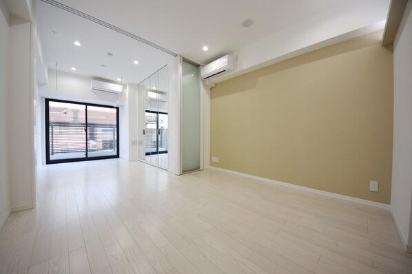 オーキッドレジデンス秋葉原の物件内観写真